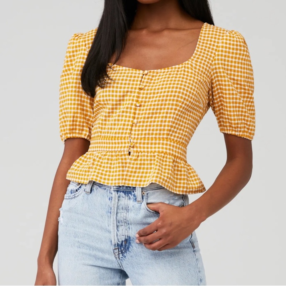New! BB DAKOTA
GINGHAM SEERSUCKER TOP large